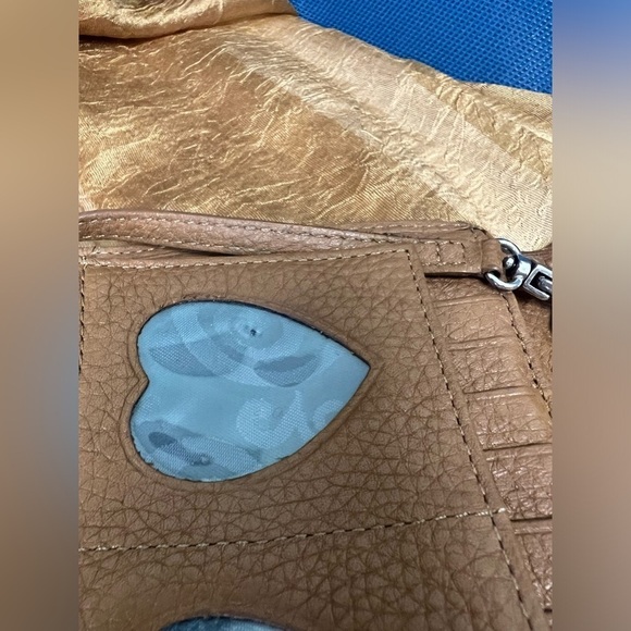 Brighton Wallet crossbody Price Drop! - Picture 5 of 10
